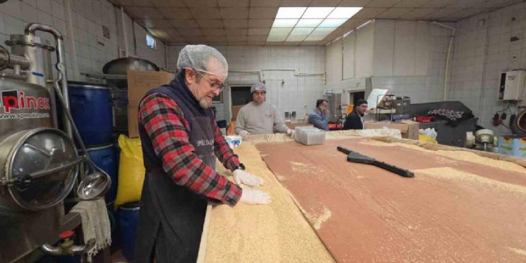 1898 yılından beri yapılıyor: 128 yıllık Paşa helvası çok seviliyor 2